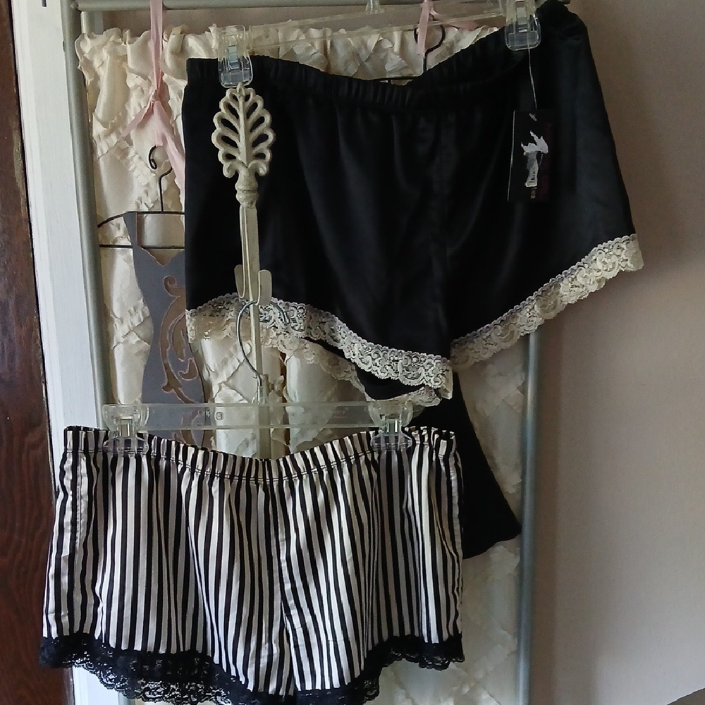 Nwt 2pc Tap Panty Solid Black And Black And White Stripe